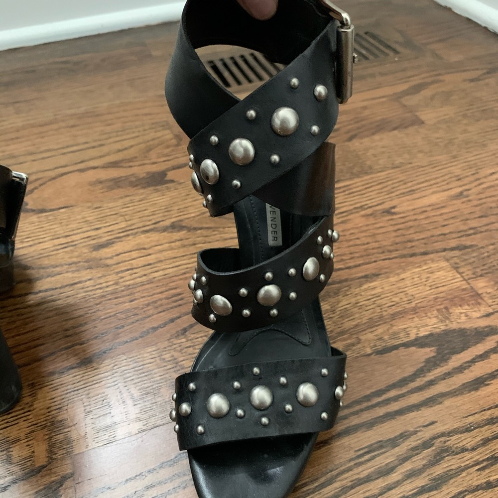 Vera Wang platform sandals